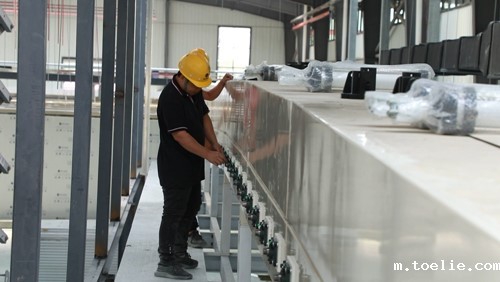 宁远：以高质高效服务 助推项目建设跑出“加速度”3_副本500.jpg